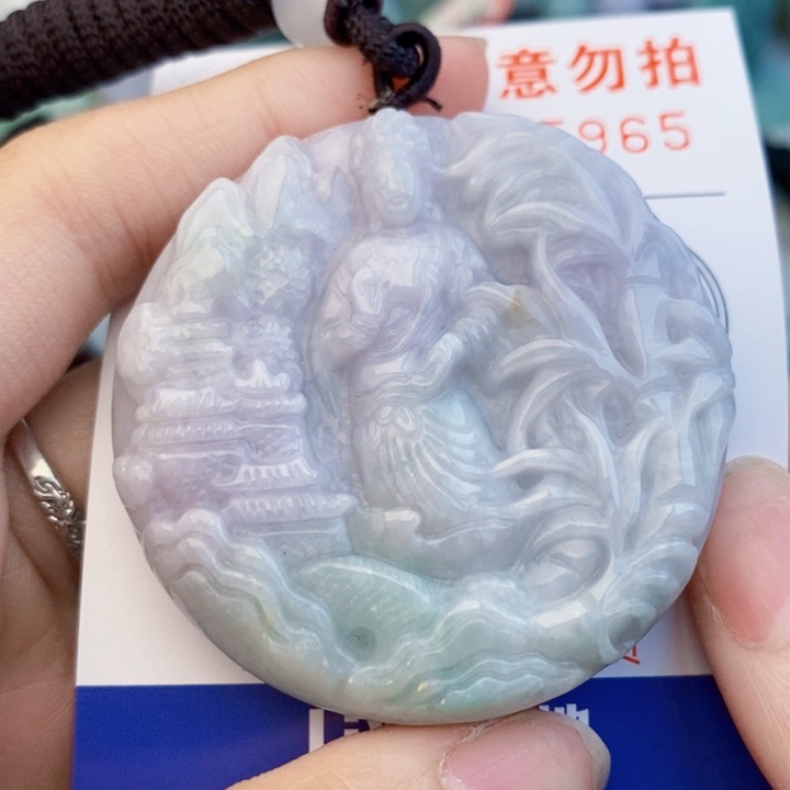 吊坠(不含链)未镶嵌翡翠