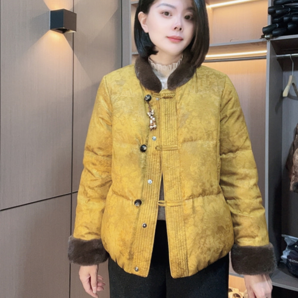 炫女人冬季女装上衣圆领百搭时尚轻薄保暖90白鸭绒羽绒服65025