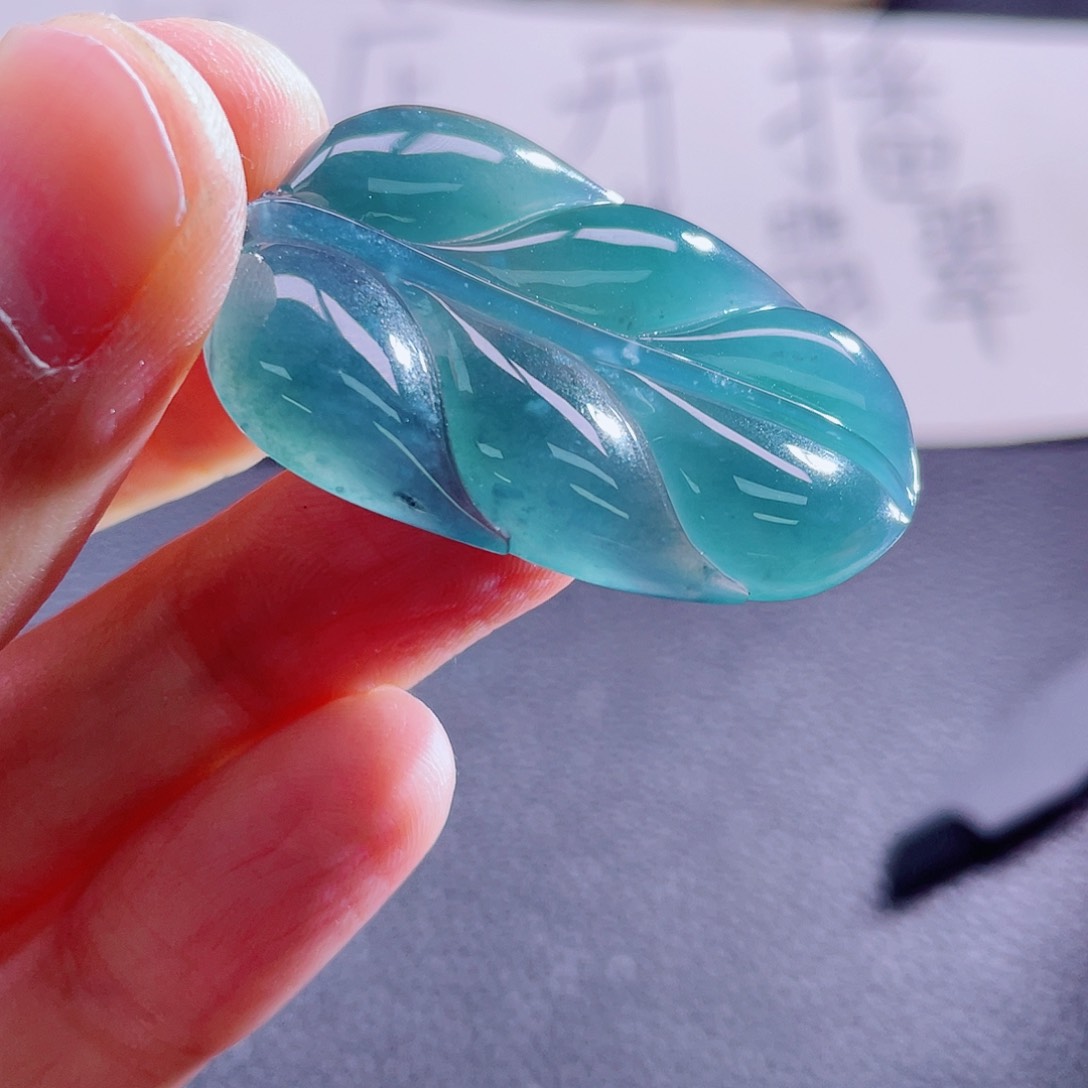 翡翠颈饰未镶嵌877778888