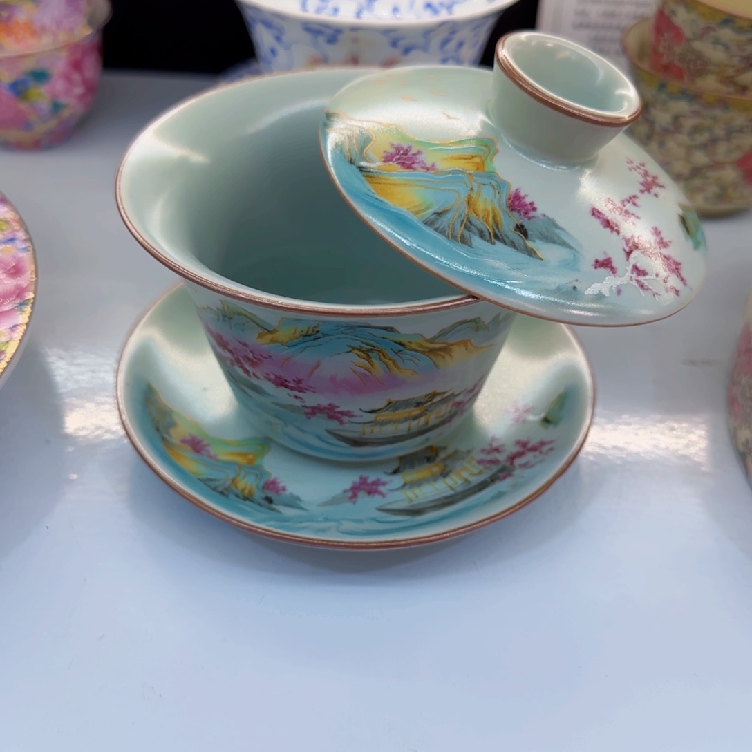 这些盖碗真好看！！！