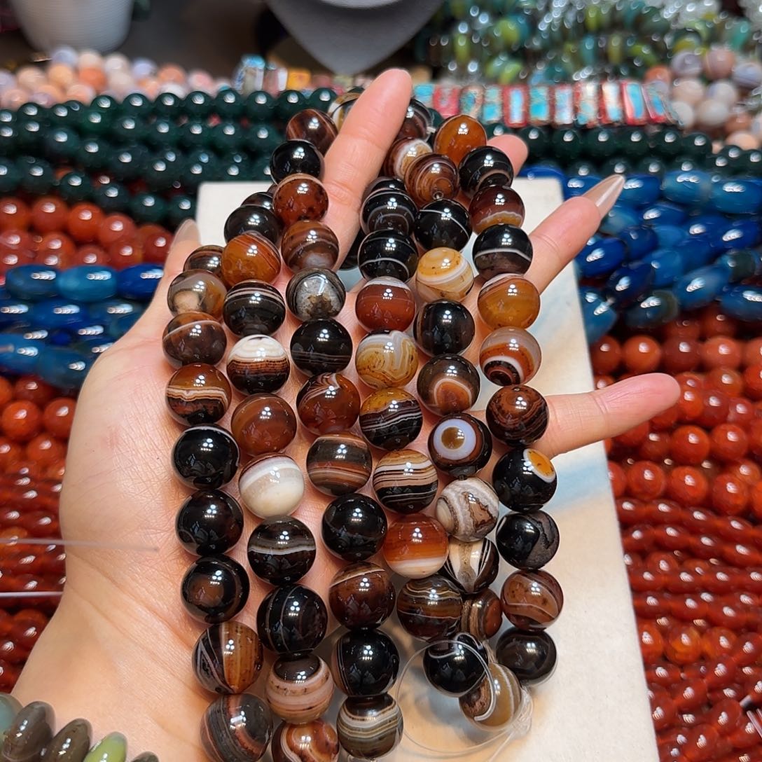 玛瑙/玉髓未镶嵌珠宝半成品16mm梦幻黑金蚕丝玛瑙一条