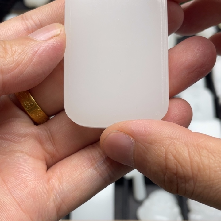 敏***尔砖雕双面云纹牌子