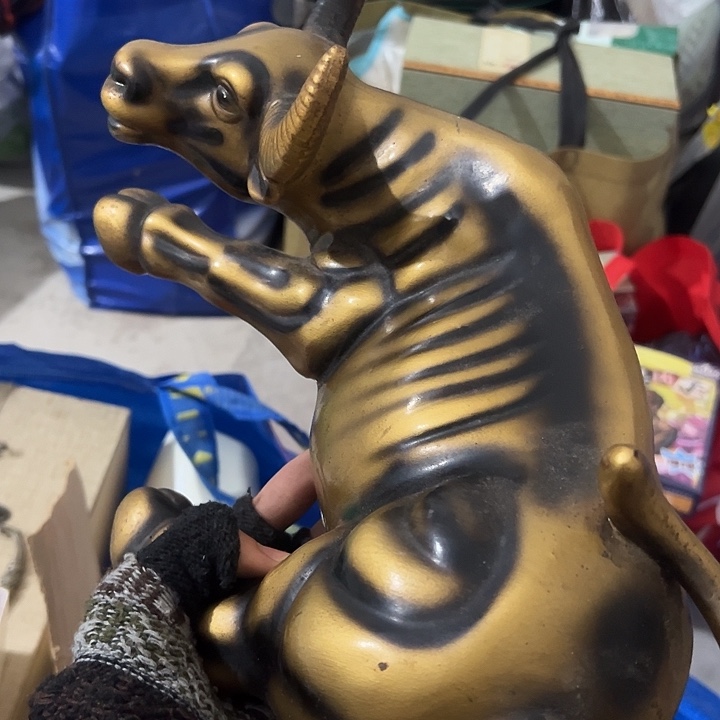 沧***粟琉璃手工艺品日用百货手工艺品