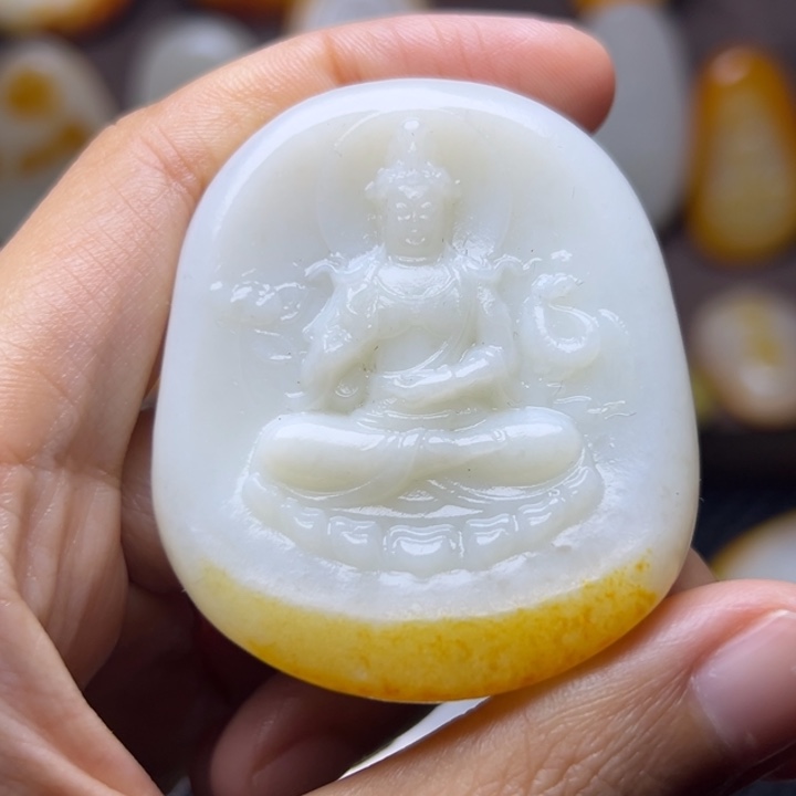 和田玉未镶嵌颈饰