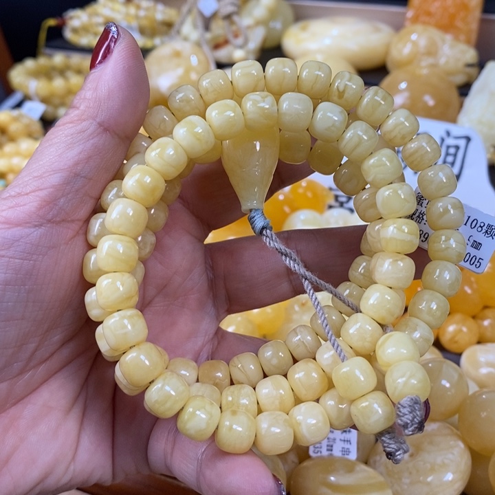 琥珀颈饰未镶嵌手串