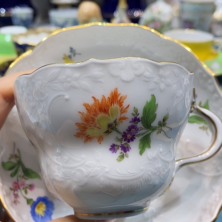 瓷片二等梅森咖啡杯大