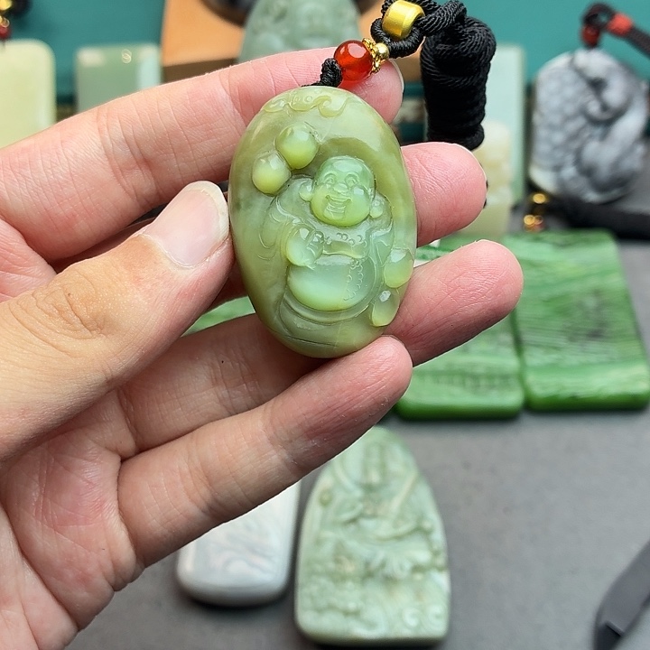 和田玉（糖玉）未镶嵌颈饰