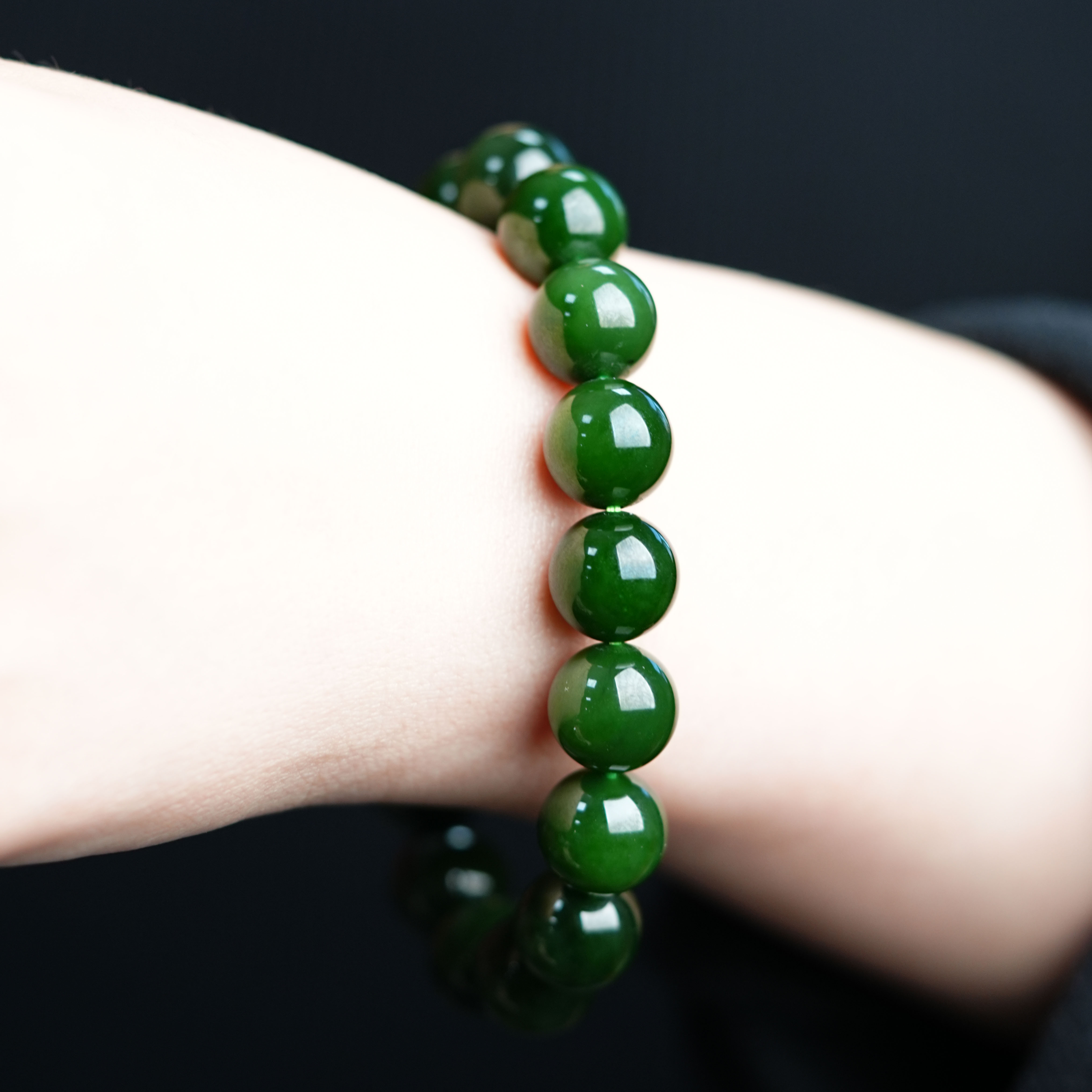 『大表姐珠宝』天然和田玉碧玉俄料·菠菜肉底12mm手串老坑传承