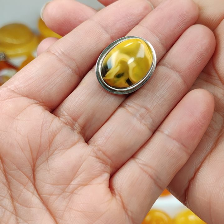 琥珀戒指银S925镀金镶嵌妩*