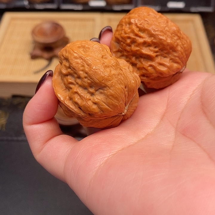 吊坠文玩核桃帝王龙脊