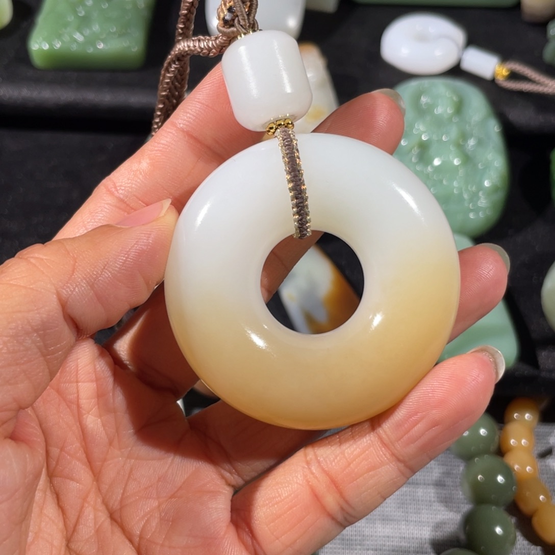 和田玉手链未镶嵌