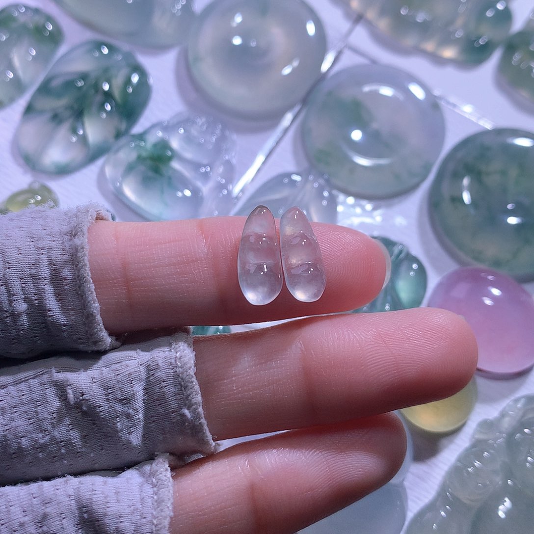 颈饰未镶嵌翡翠一对
