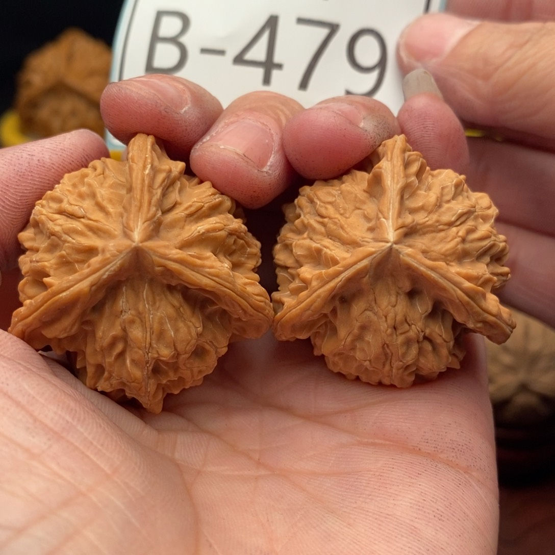 文玩核桃把件正奔37