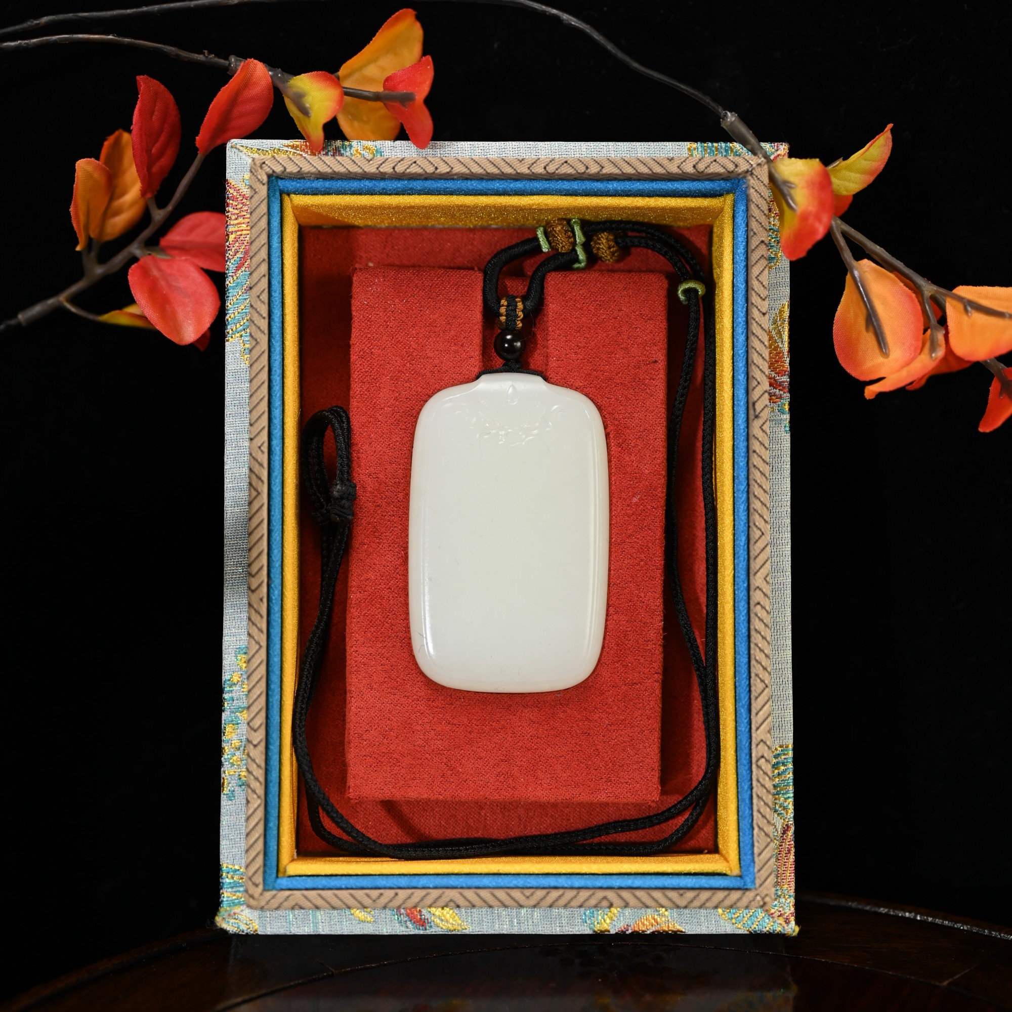 Lot8838和田玉白玉平安无事牌牌佩/杭拍