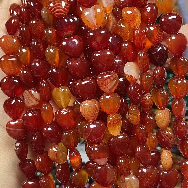 玛瑙/玉髓未镶嵌珠宝半成品缠丝玛瑙爱心卡12mm一条