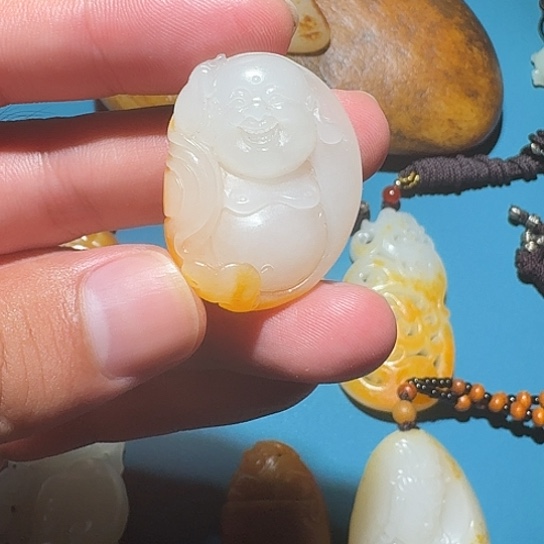 未镶嵌和田玉车挂