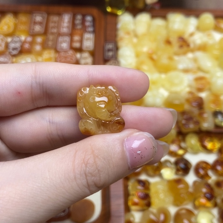 吊坠橄榄核大象微瑕