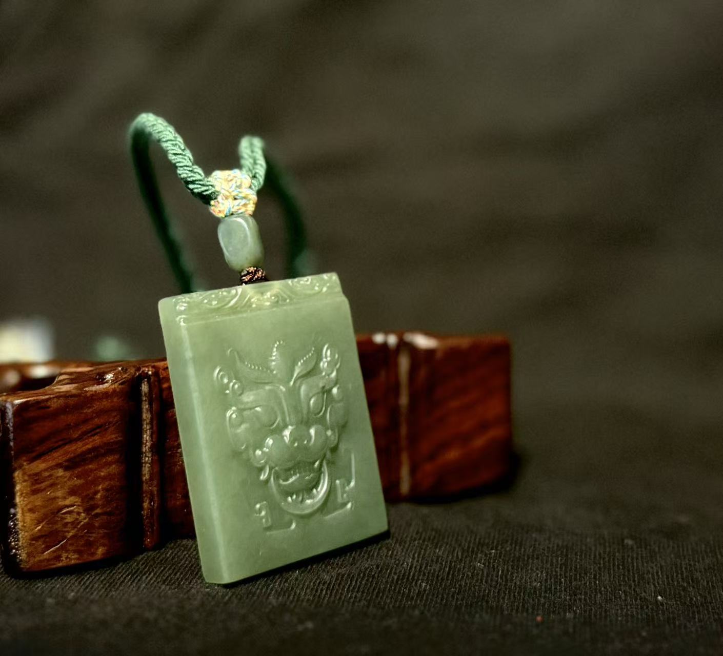 和田玉，兽威平安佩