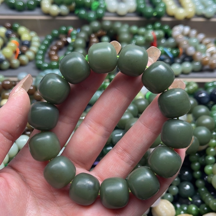 和田玉手链未镶嵌