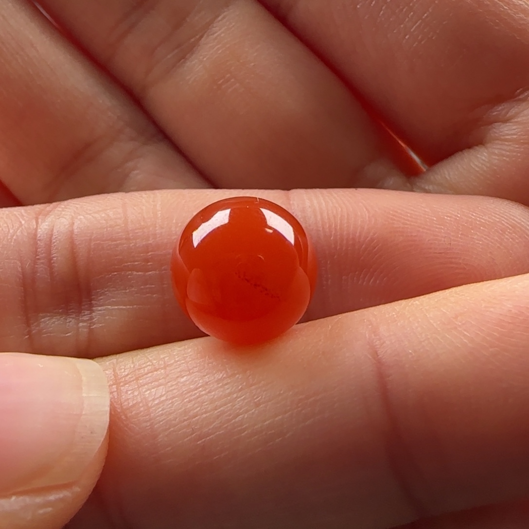 南红玛瑙未镶嵌圆珠：10.6柿子红 爆色爆肉