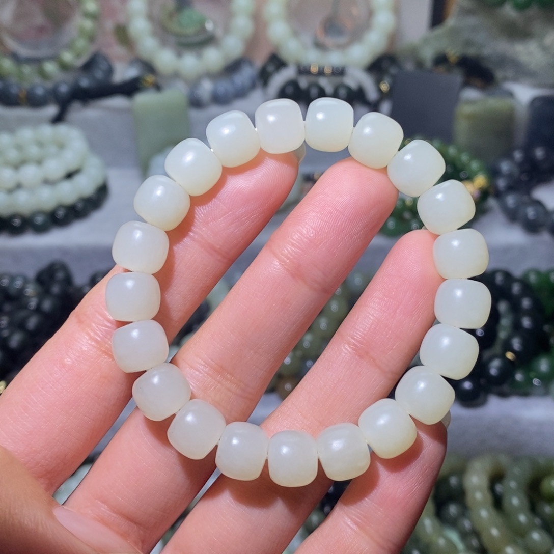 和田玉未镶嵌手链