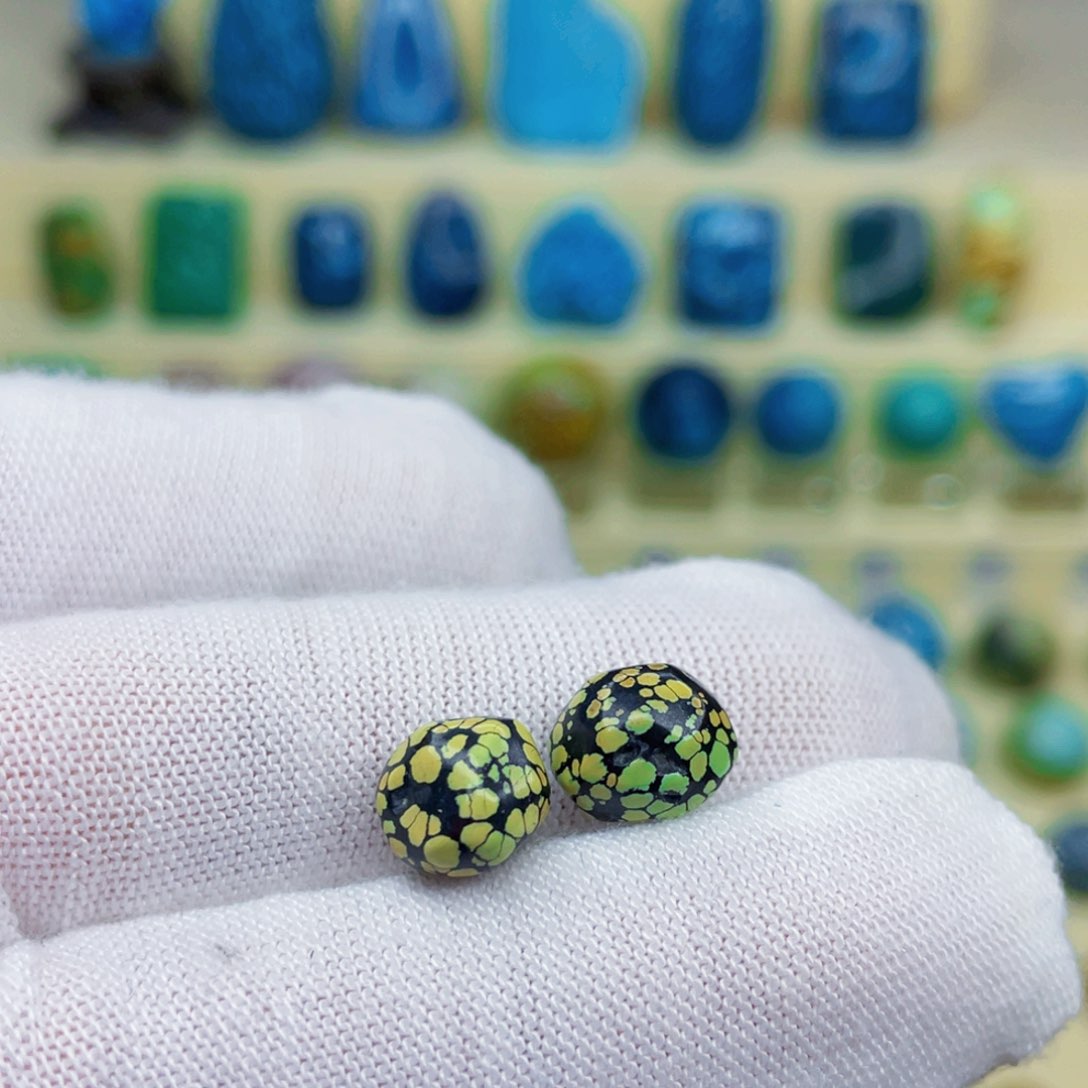 绿松石绿松石未镶嵌