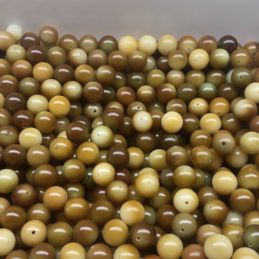 白玉菩提吊坠12.7精品焦糖圆50颗➕灯牌宠50颗