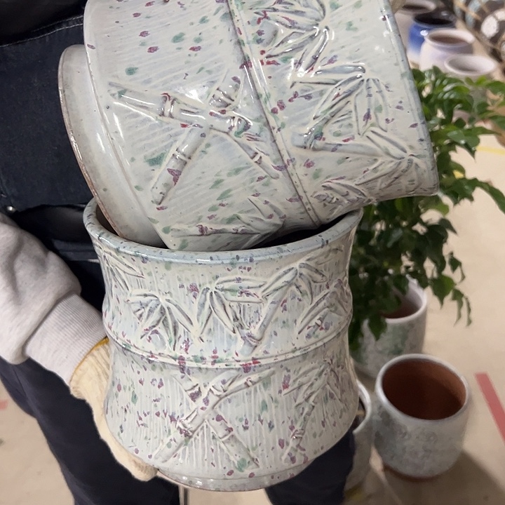 高度22厘米口20厘米