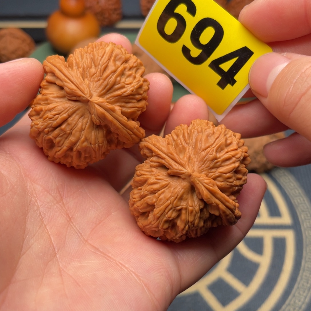 把件文玩核桃40全品球白（精品）694号