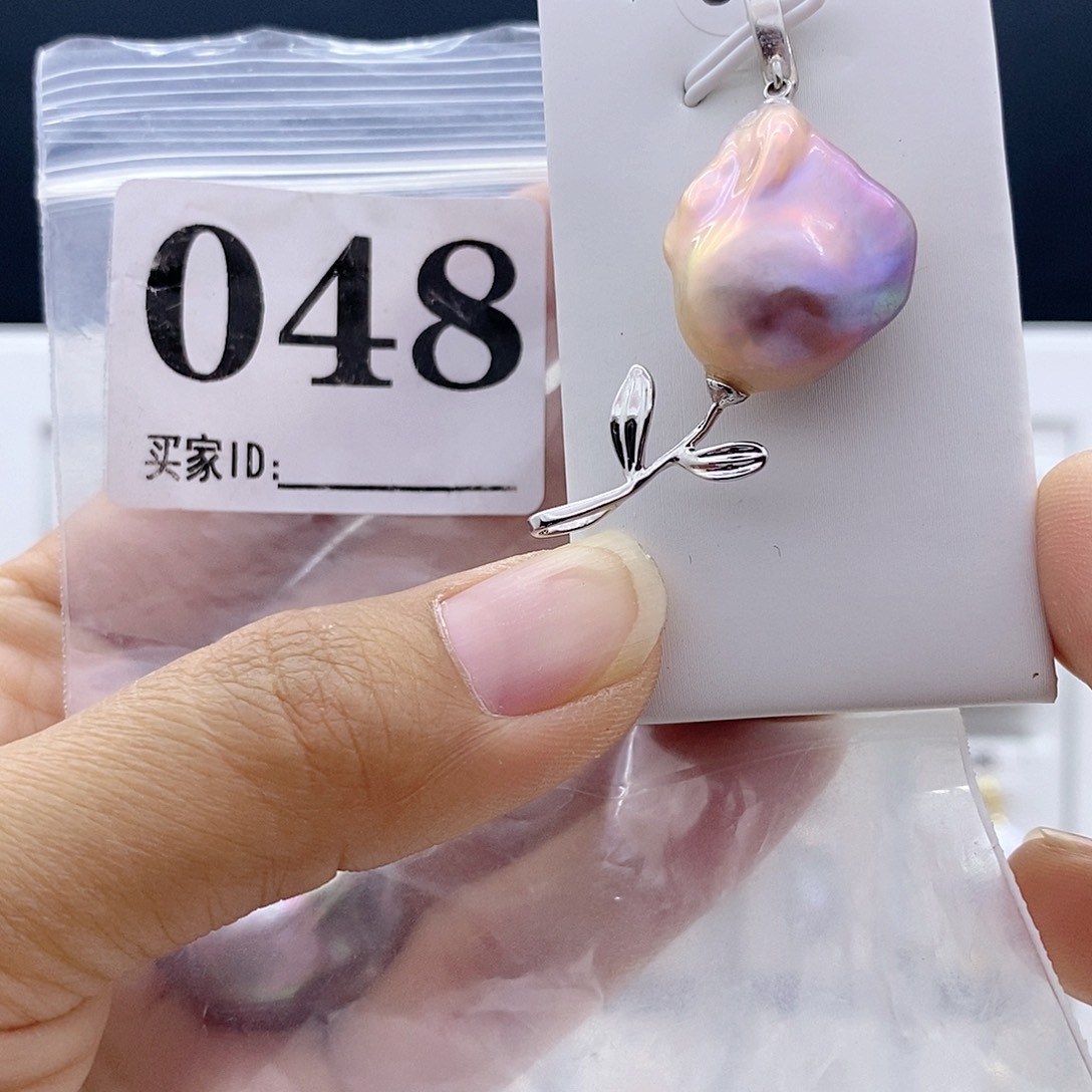 钛钢颈饰淡水珍珠