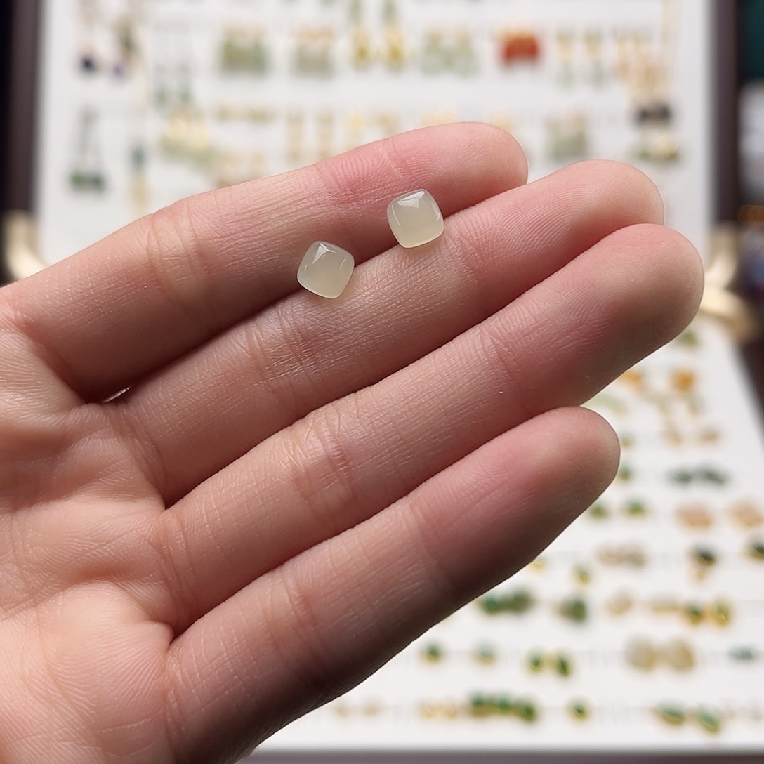 银S925镶嵌和田玉耳饰