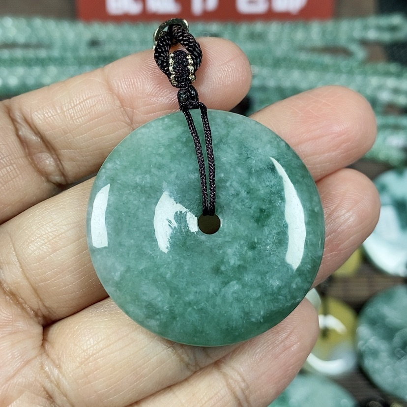 【闪购商品】翡翠颈饰未镶嵌玉吊坠平安扣