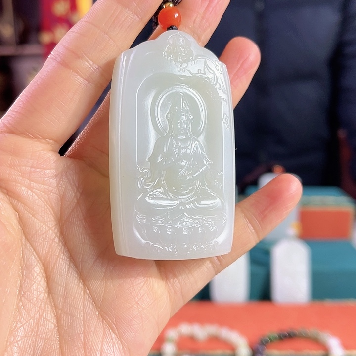 和田玉吊坠未镶嵌