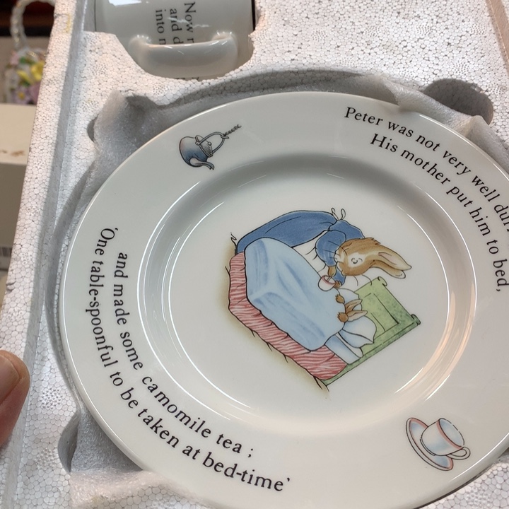 莉****瓷片哈哈哈哈哈哈