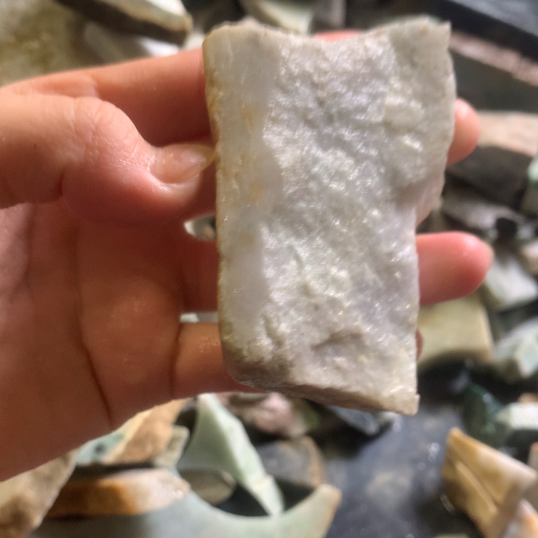 翡翠颈饰未镶嵌缅甸翡翠