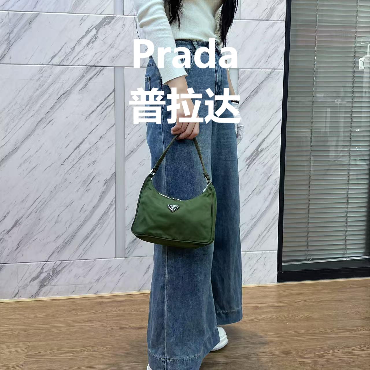 95新 Prada/普拉达 绿色降落伞手提腋下包/甜甜精选/59183