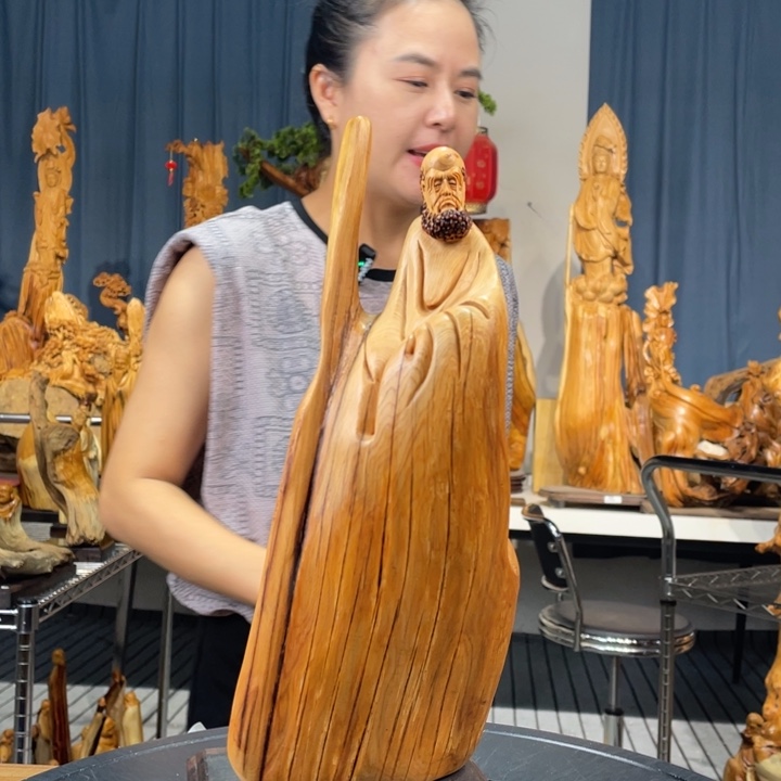 柏木（崖柏）随型摆件