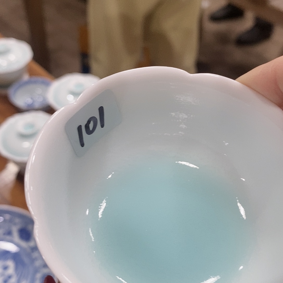 L****g福利粘底占底福利101