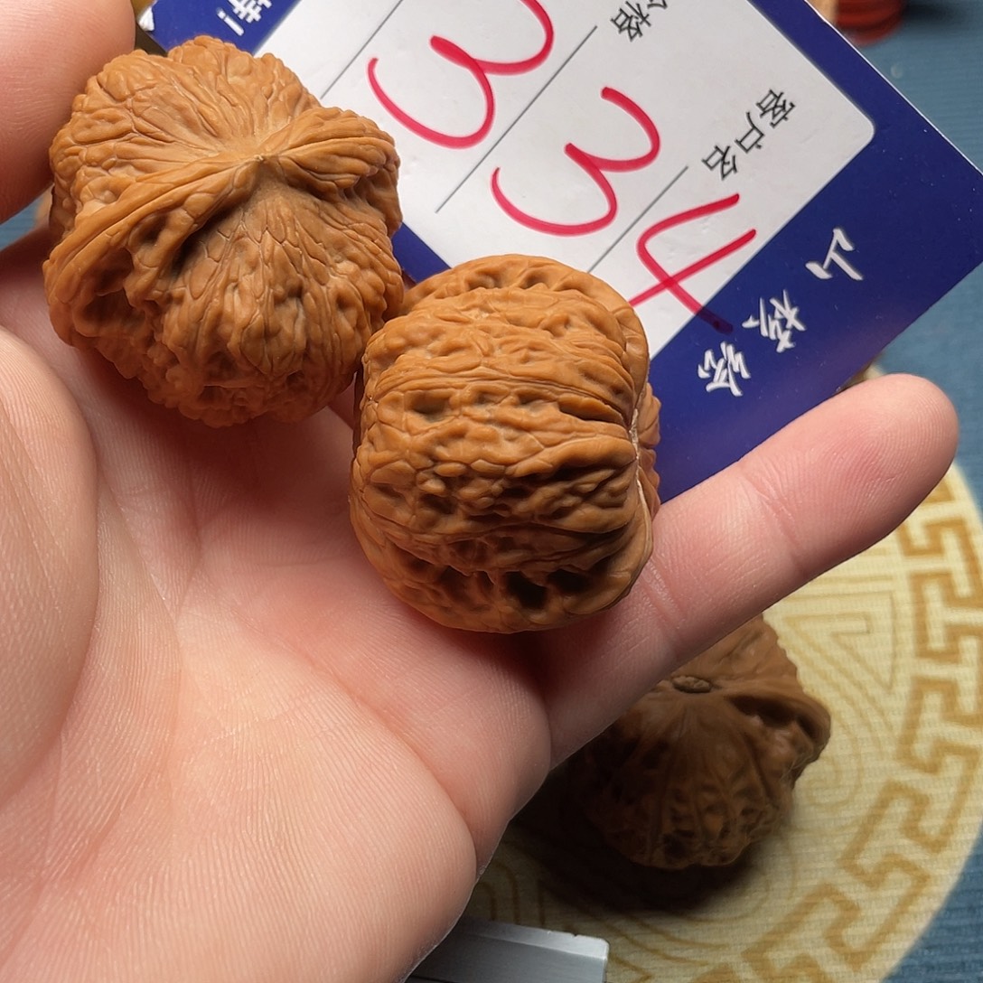 李***高文玩核桃闪电购334