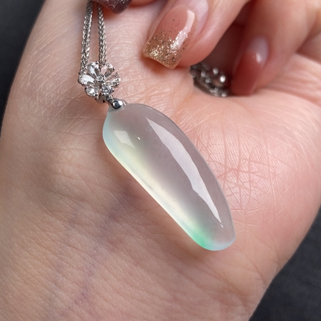 翡翠颈饰18K金镶嵌28.2-5.7