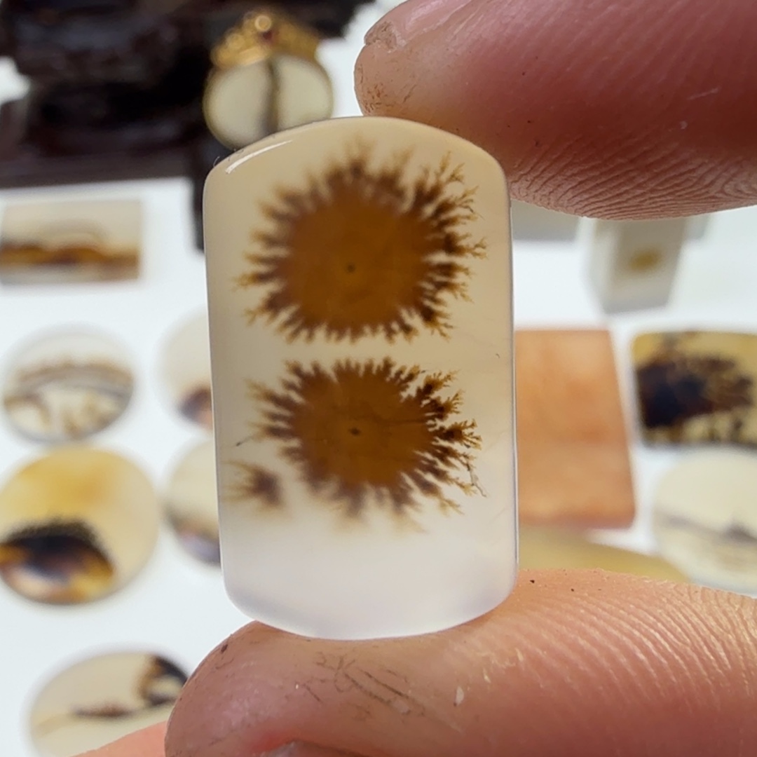 玛瑙/玉髓未镶嵌珠宝半成品