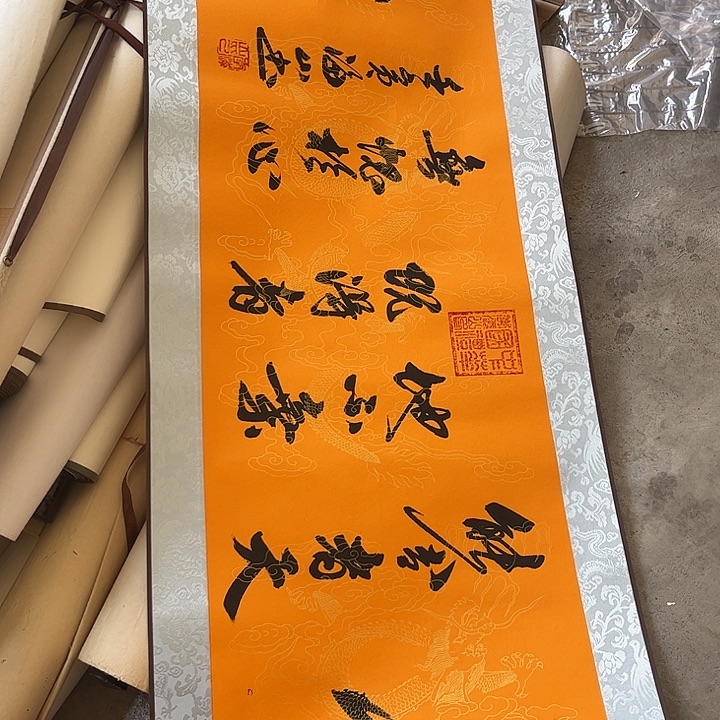摆件，轴坏，破损，水渍都是正常的