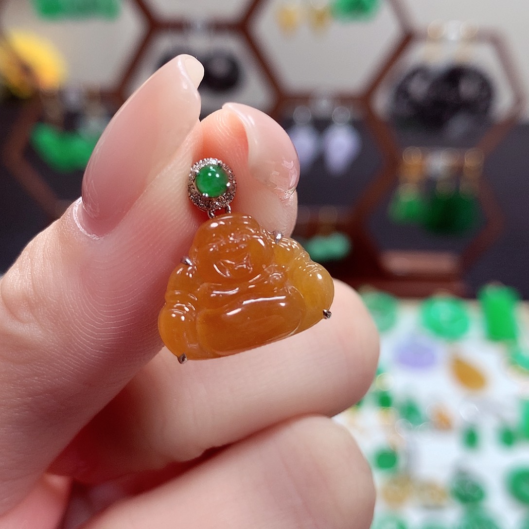 翡翠项链18K金镶嵌天然翡翠