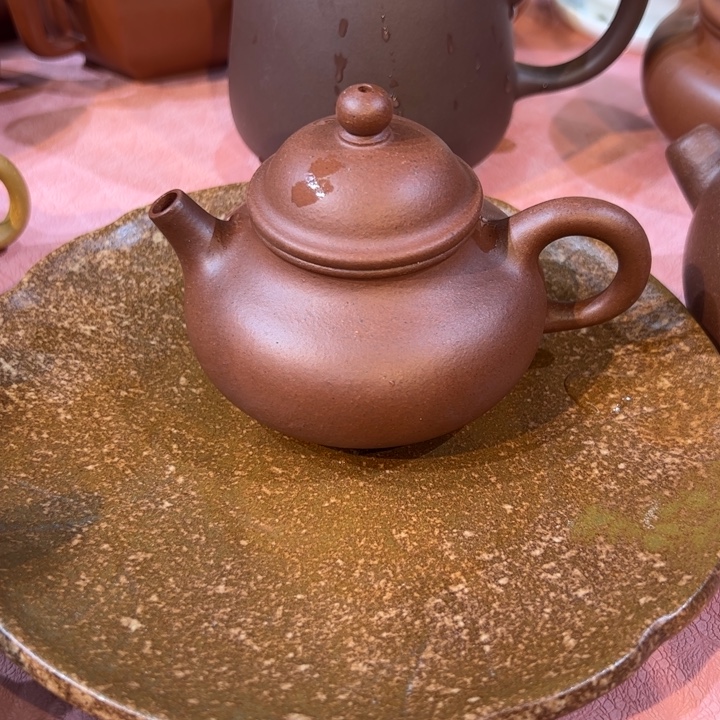 茶壶紫砂底槽青小容天130cc