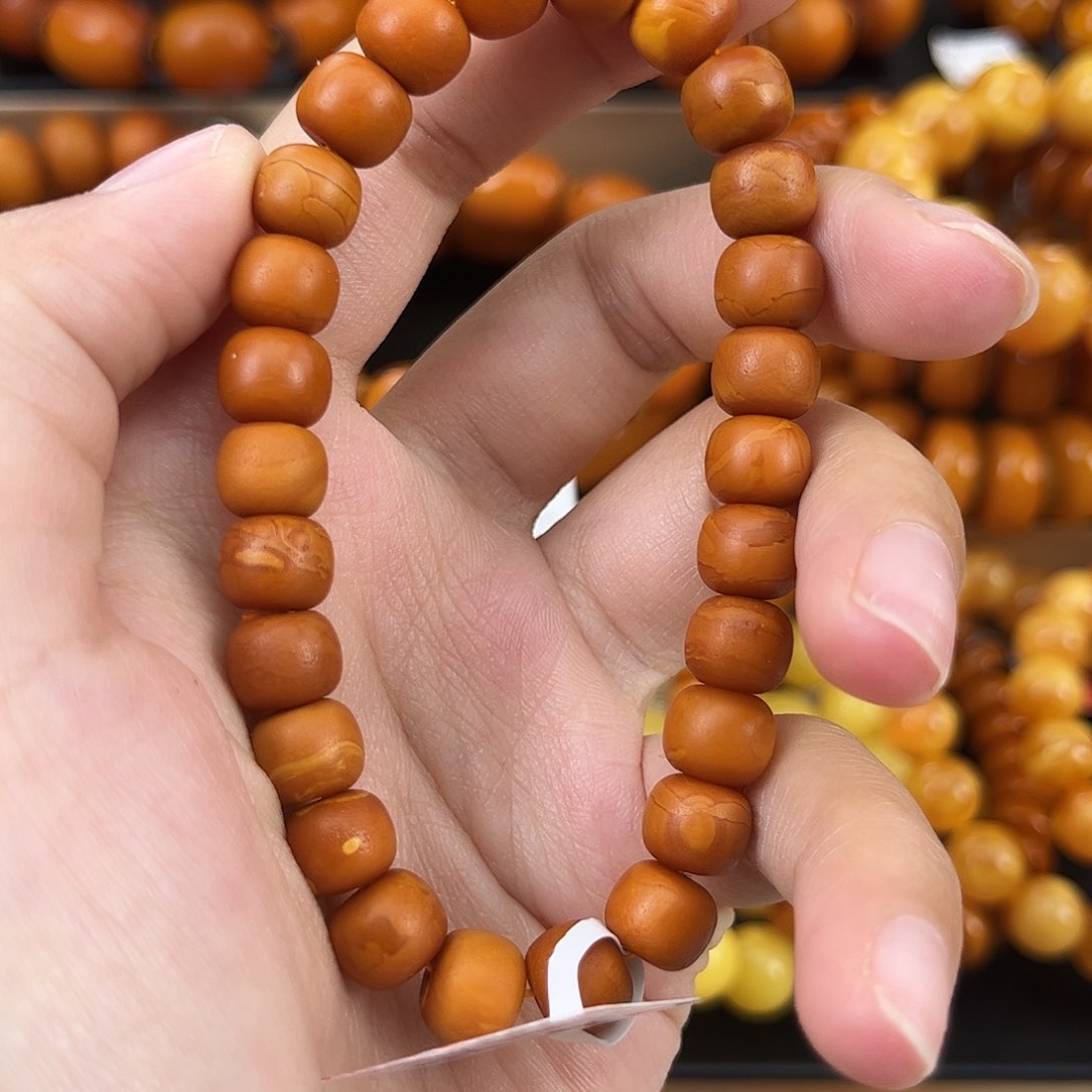 琥珀颈饰未镶嵌蜜蜡