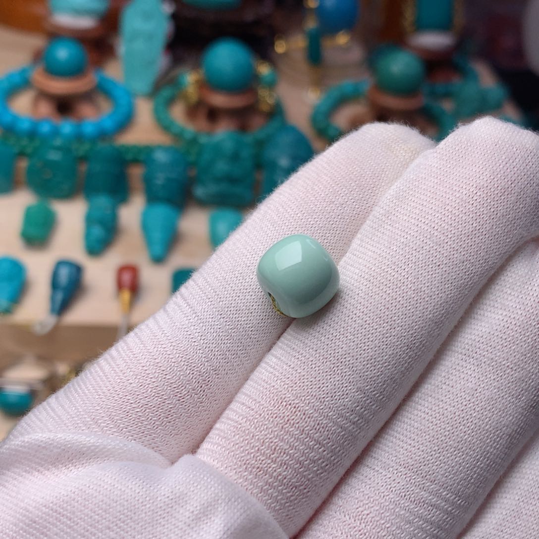 绿松石珠宝奇石未镶嵌王*琛