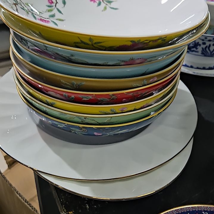 喜***莲瓷片珐琅彩8.5寸2个深盘6666666