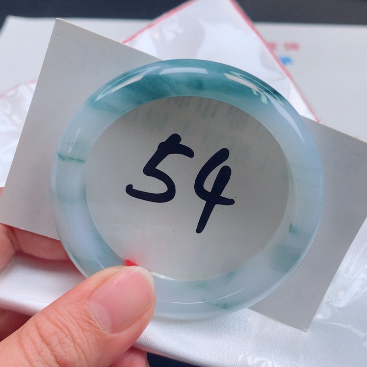 翡翠手镯未镶嵌正