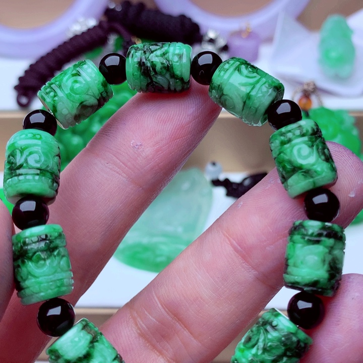 未镶嵌手链翡翠…．