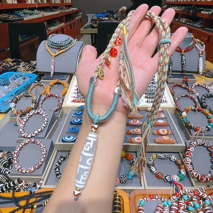 未镶嵌玛瑙/玉髓珠宝奇石